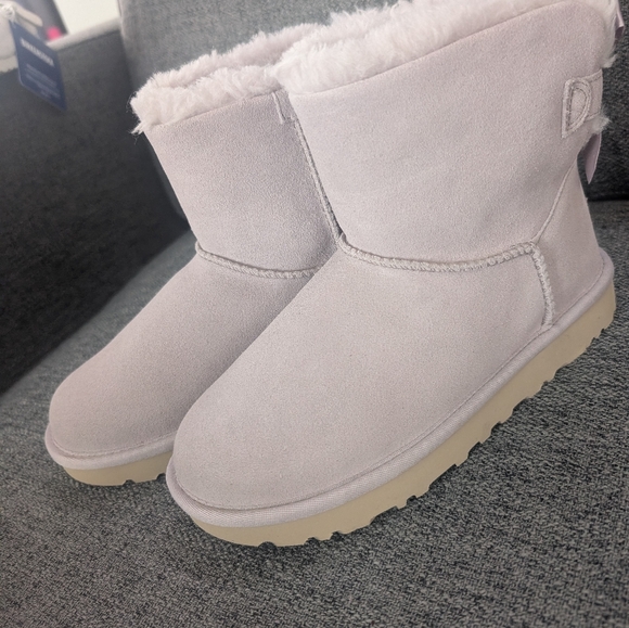 UGG  Mini Bailey Logo Strap Bootie - Picture 4 of 10
